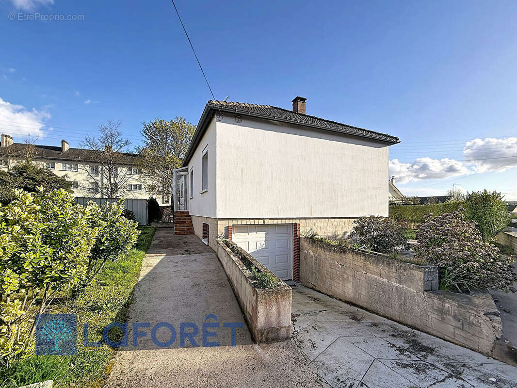 Maison à PACY-SUR-EURE