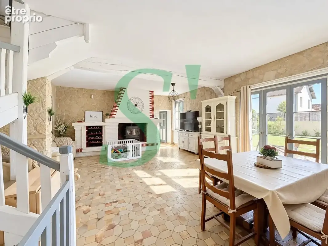 Maison 7 pièces 156 m² à vendre à Auneuil (60390) - photo 2