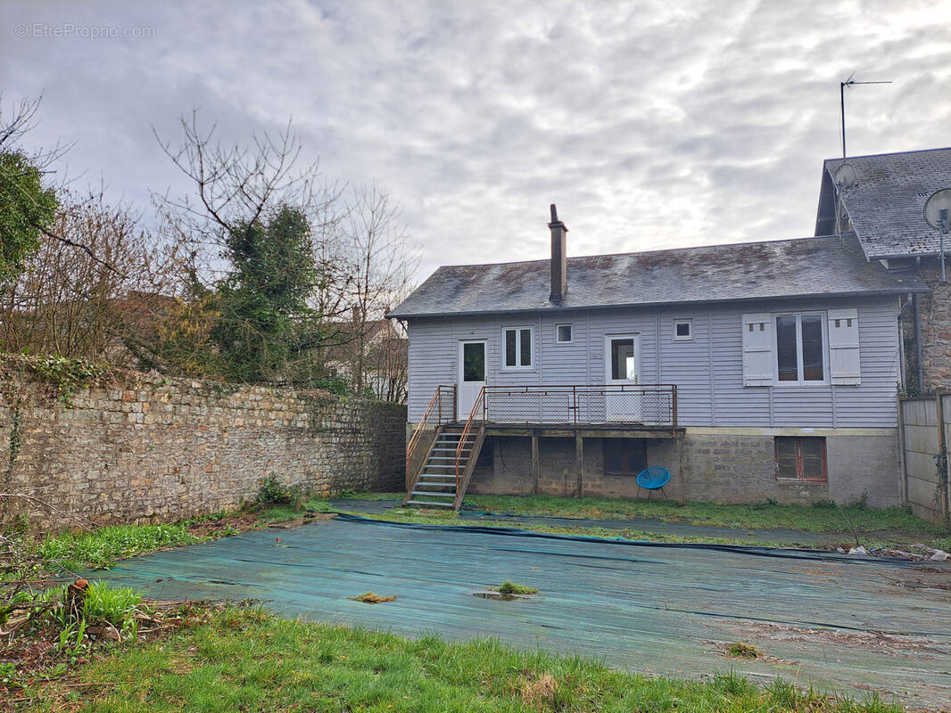 Maison à LA FERTE-MACE