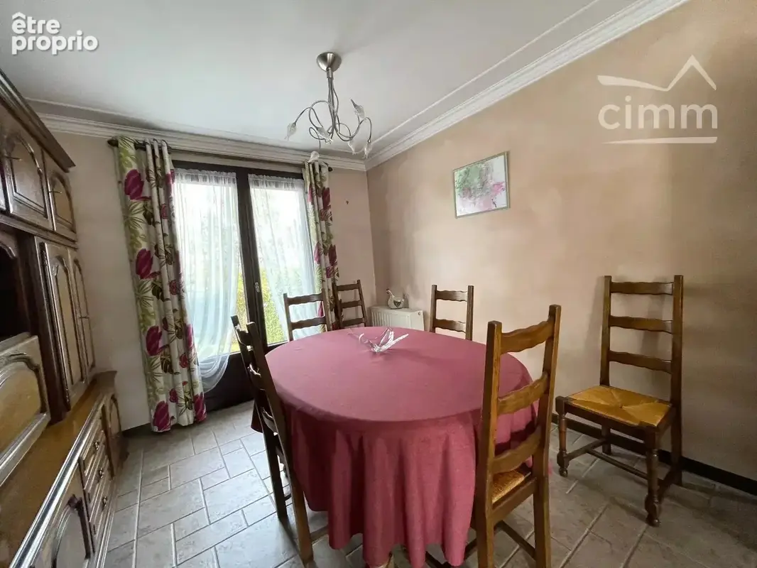 Emplacement privilégié pour cette maison de plain-pied avec jardin et sous-sol total - photo 7