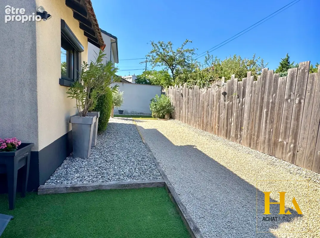 Maison rénovée 84.28m2, 3 pièces, 2 Chambres, Jardin 427m2, Garage - photo 14