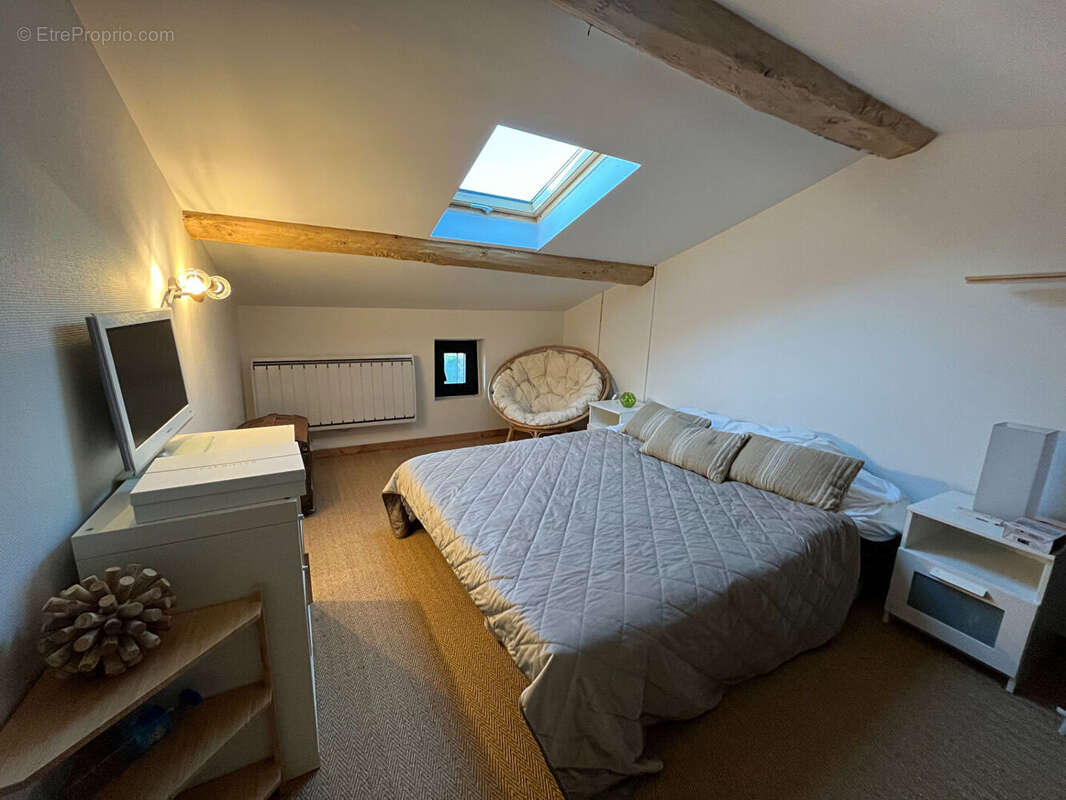 Maison à REVENTIN-VAUGRIS