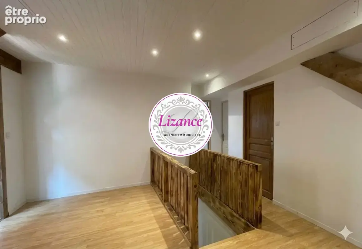 Maison 6 pièces 180 m² à vendre à Gouzeaucourt (59231) - photo 8