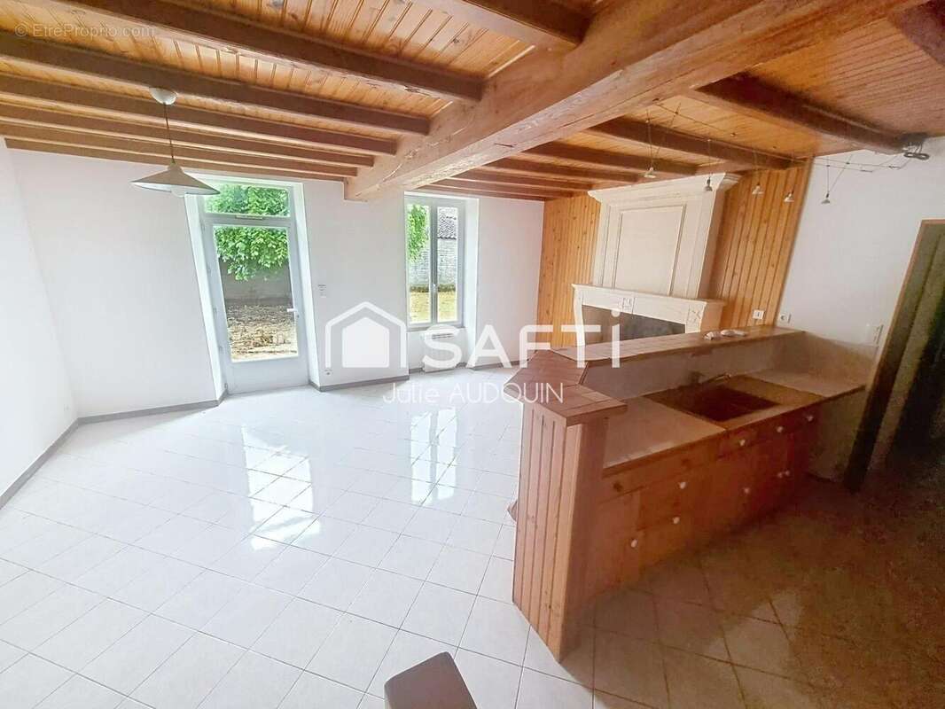 Maison 117 m² à Mons  - photo 2