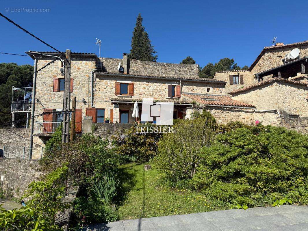 Maison à SAINT-PAUL-LE-JEUNE