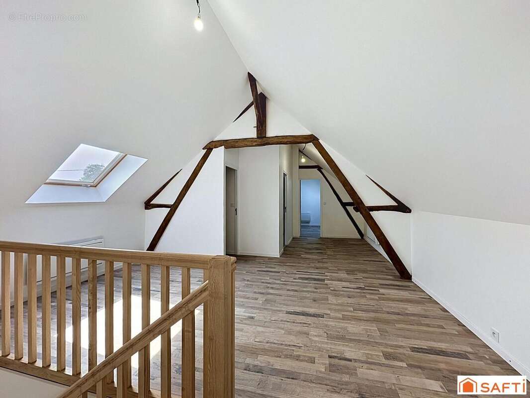 Maison 138 m² à Dixmont  - photo 7
