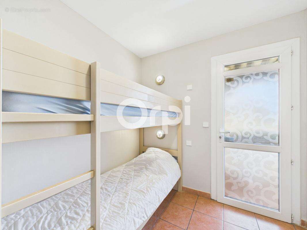 Appartement à MANDELIEU-LA-NAPOULE