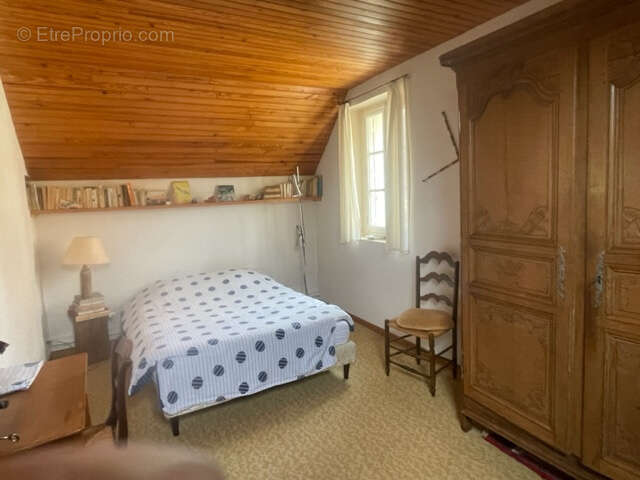 Maison à CONDE-SUR-HUISNE