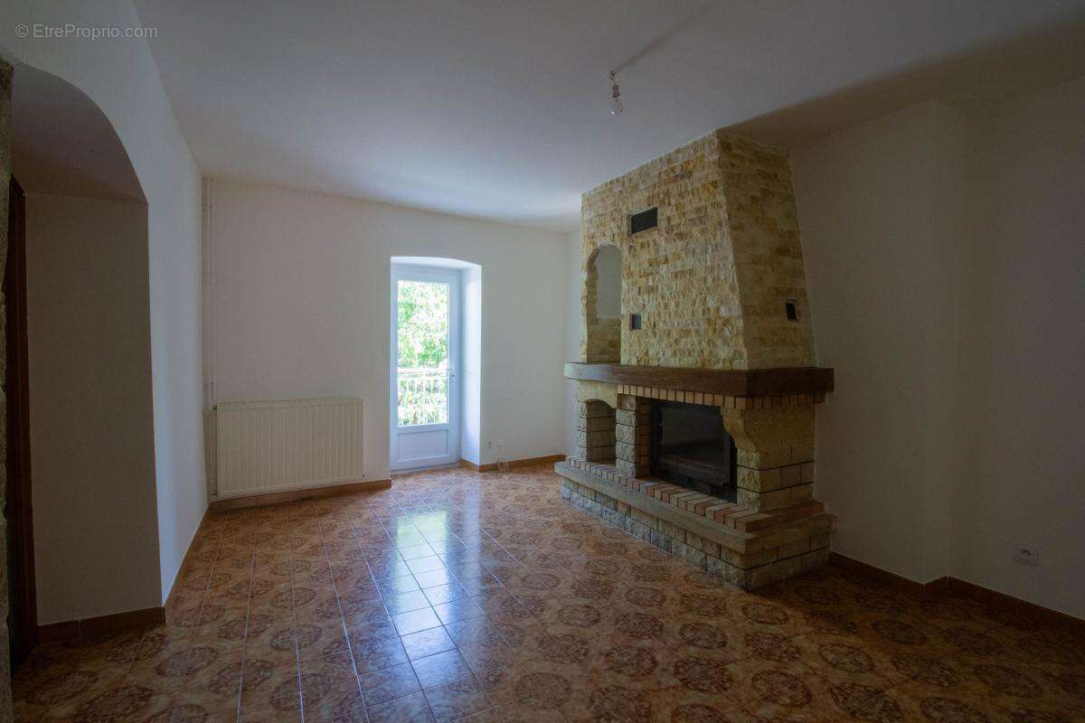 Maison à COUX
