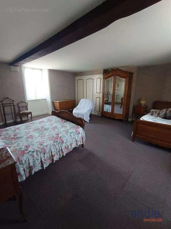 Maison à ROCHECHOUART