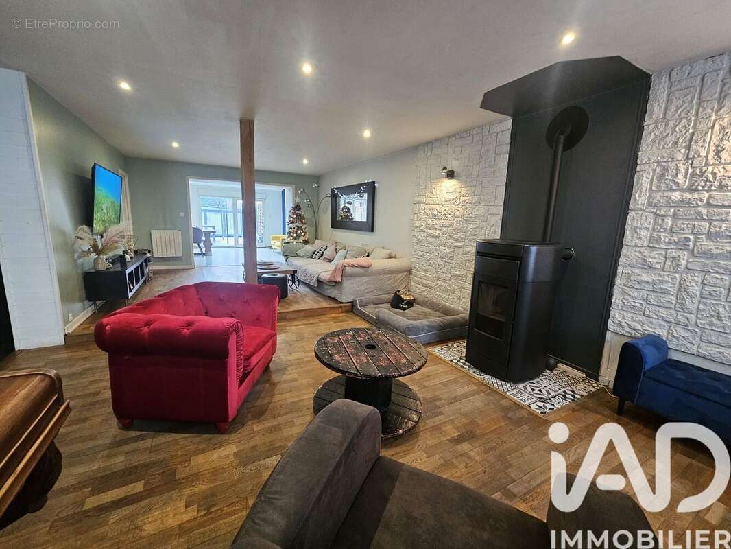 Photo 2 - Maison à SIN-LE-NOBLE