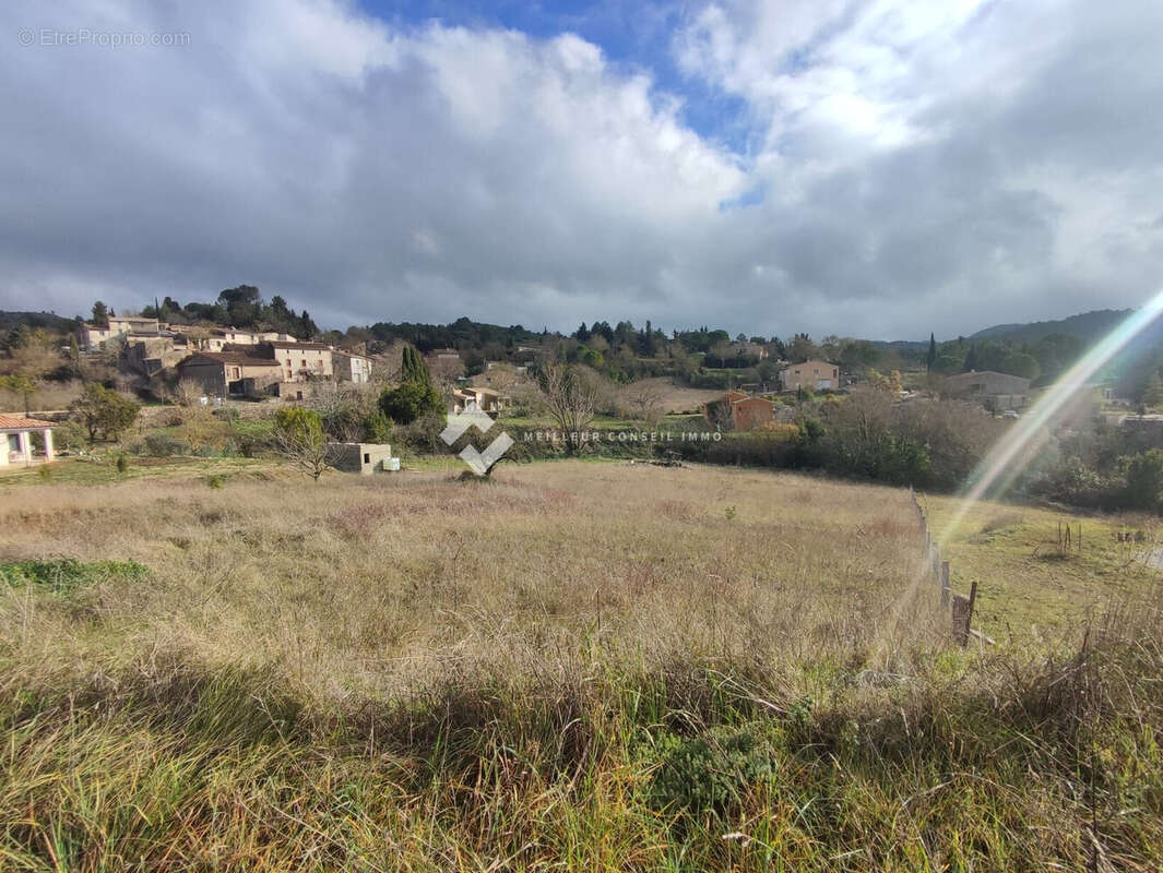 Terrain à VILLEFLOURE