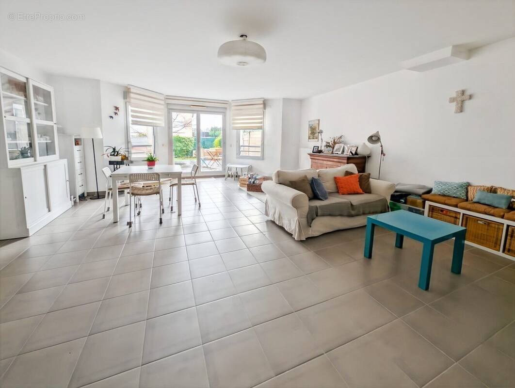 Maison à VERNEUIL-SUR-SEINE