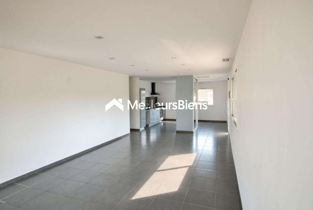 Maison 3 chambres de 110 m² Budget 285 000 € - photo 6