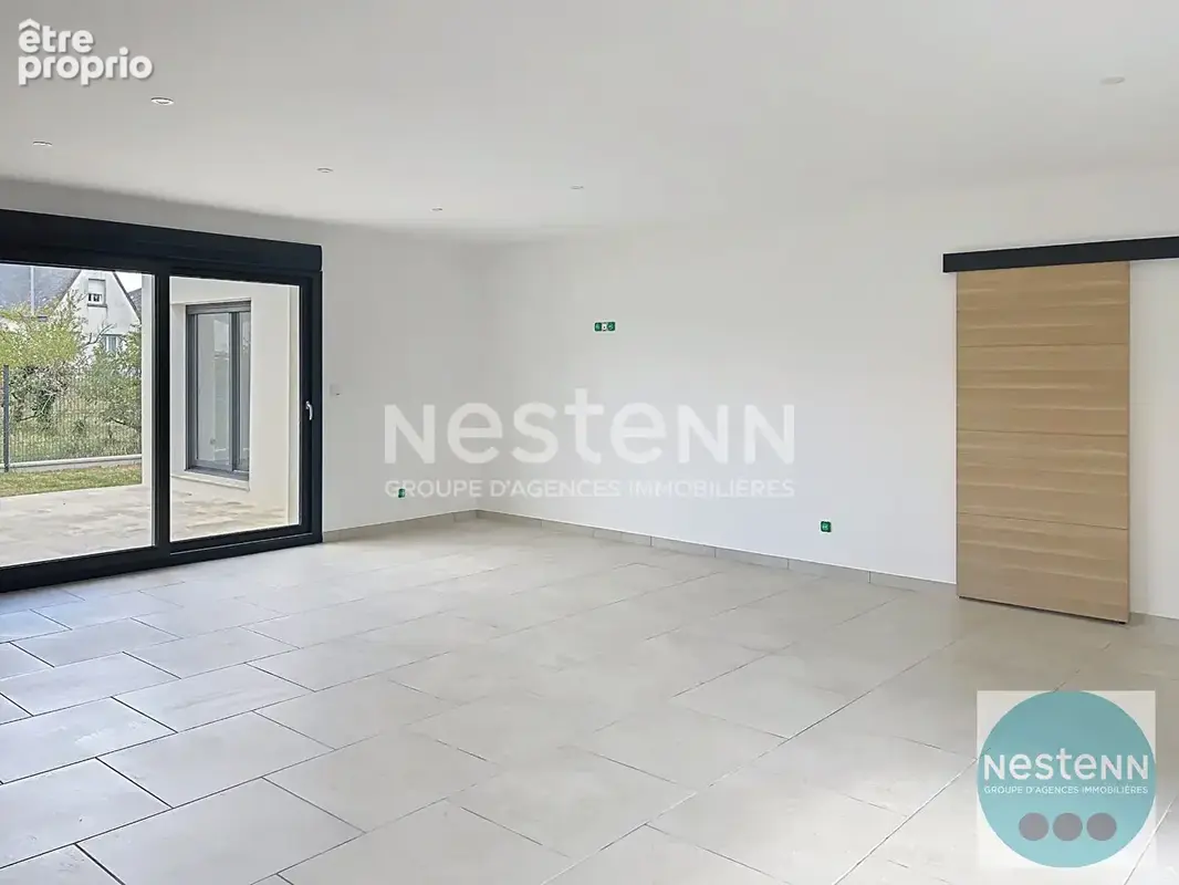 VINEUIL - Maison plain-pied -  5 pièces - 3chambres  et une suite parentale- tout accessible à pied - photo 12