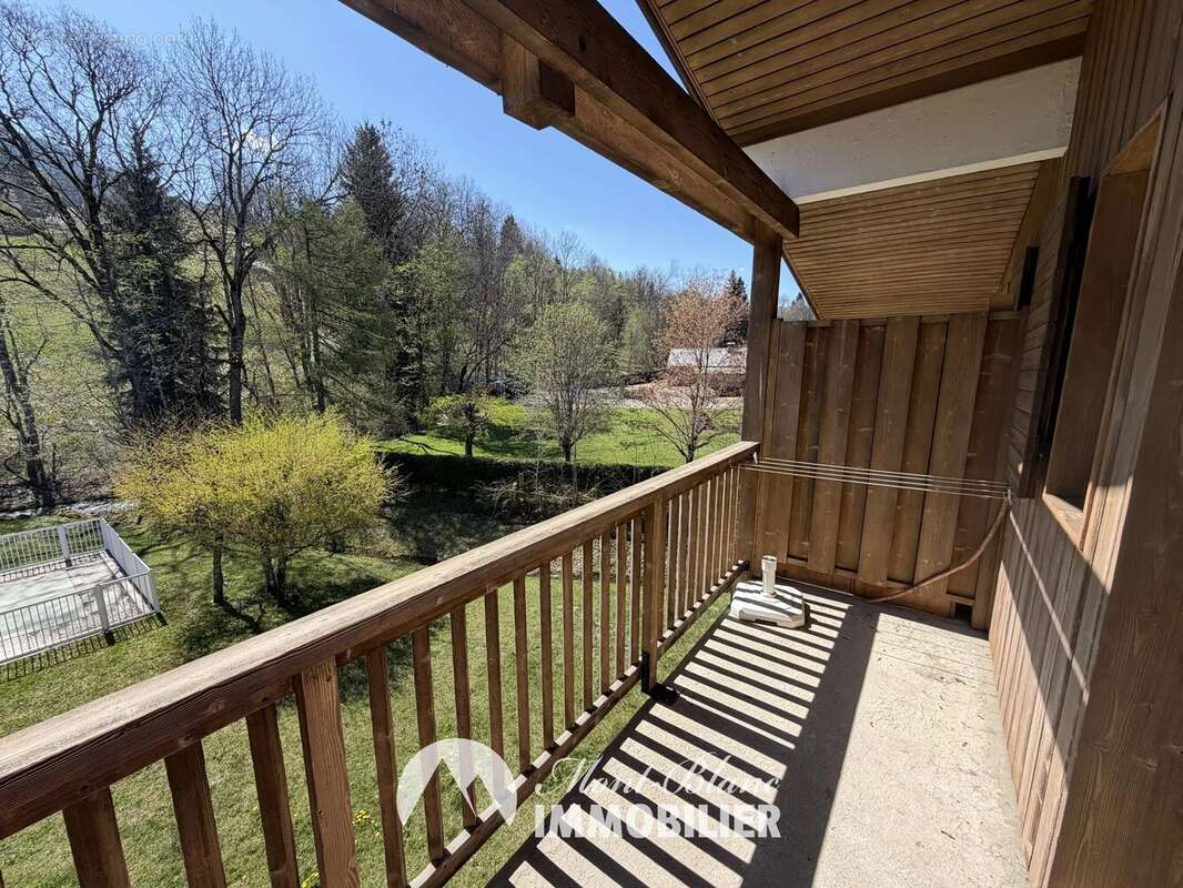 Appartement à DEMI-QUARTIER