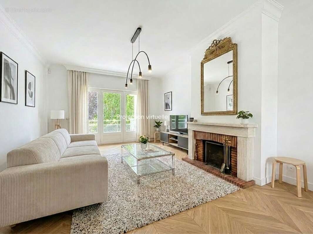 Maison 125 m² à Marcq-En-Baroeul  - photo 2