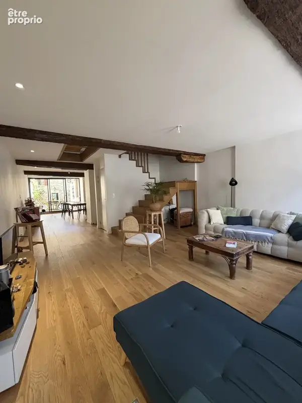 CHATILLON SUR SEINE (21) : ensemble immobilier contemporain de 215m2  rénové en 2024 ,terrain et garage. - photo 3