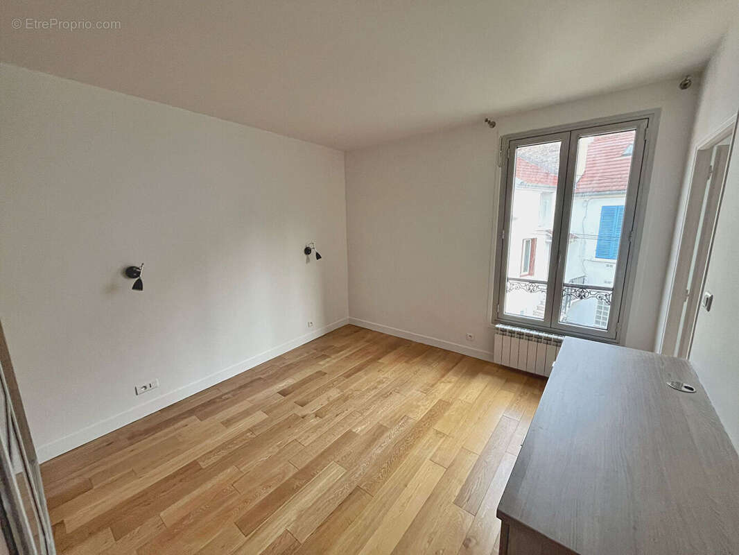 Appartement à NANTERRE