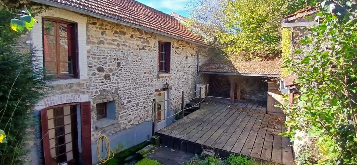 Maison à MASBARAUD-MERIGNAT