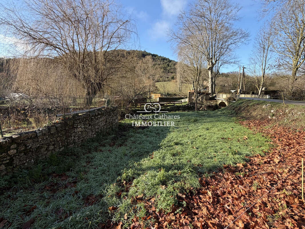 Maison à CUBIERES-SUR-CINOBLE