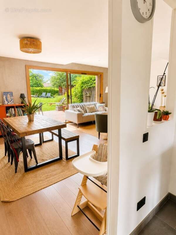 Maison à LES LOGES-EN-JOSAS