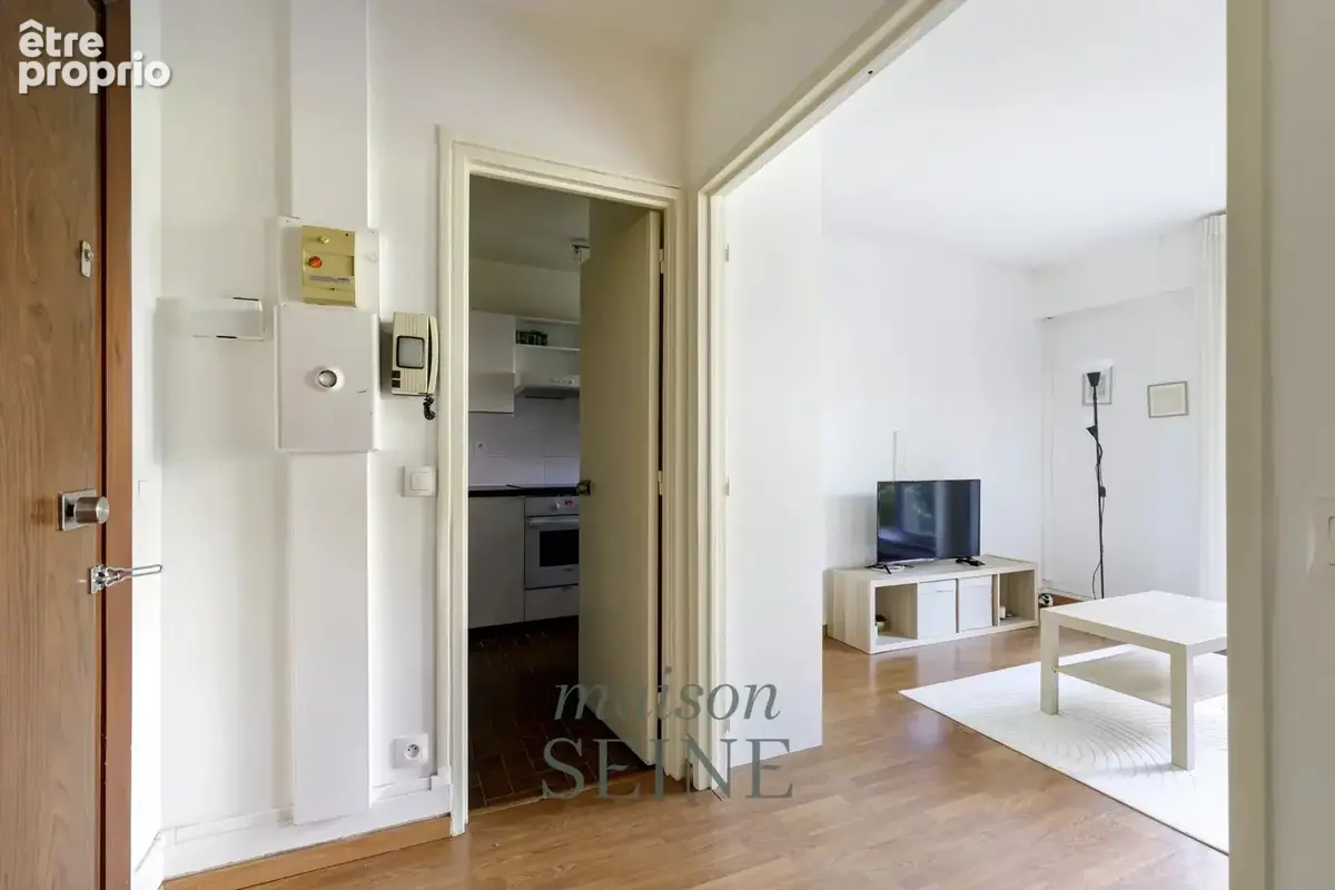 Neuilly - Appartement 2 pièces sur jardin en parfait état - photo 5