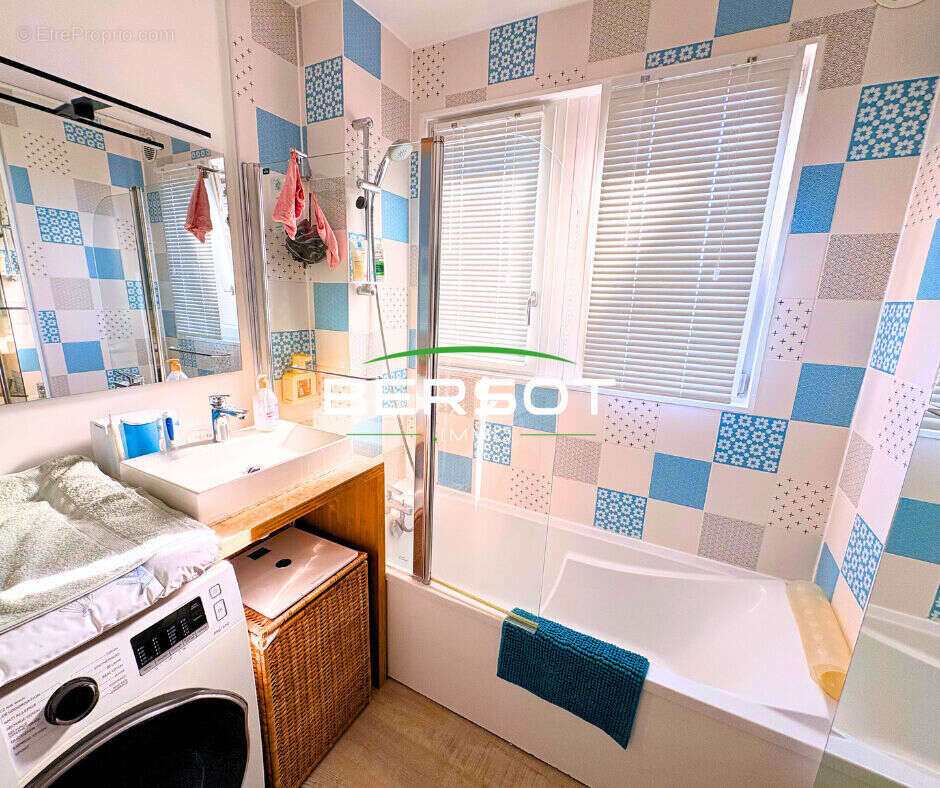 Appartement traversant de 75 m² avec vue - 2 chambres - Garage et balcon - photo 7