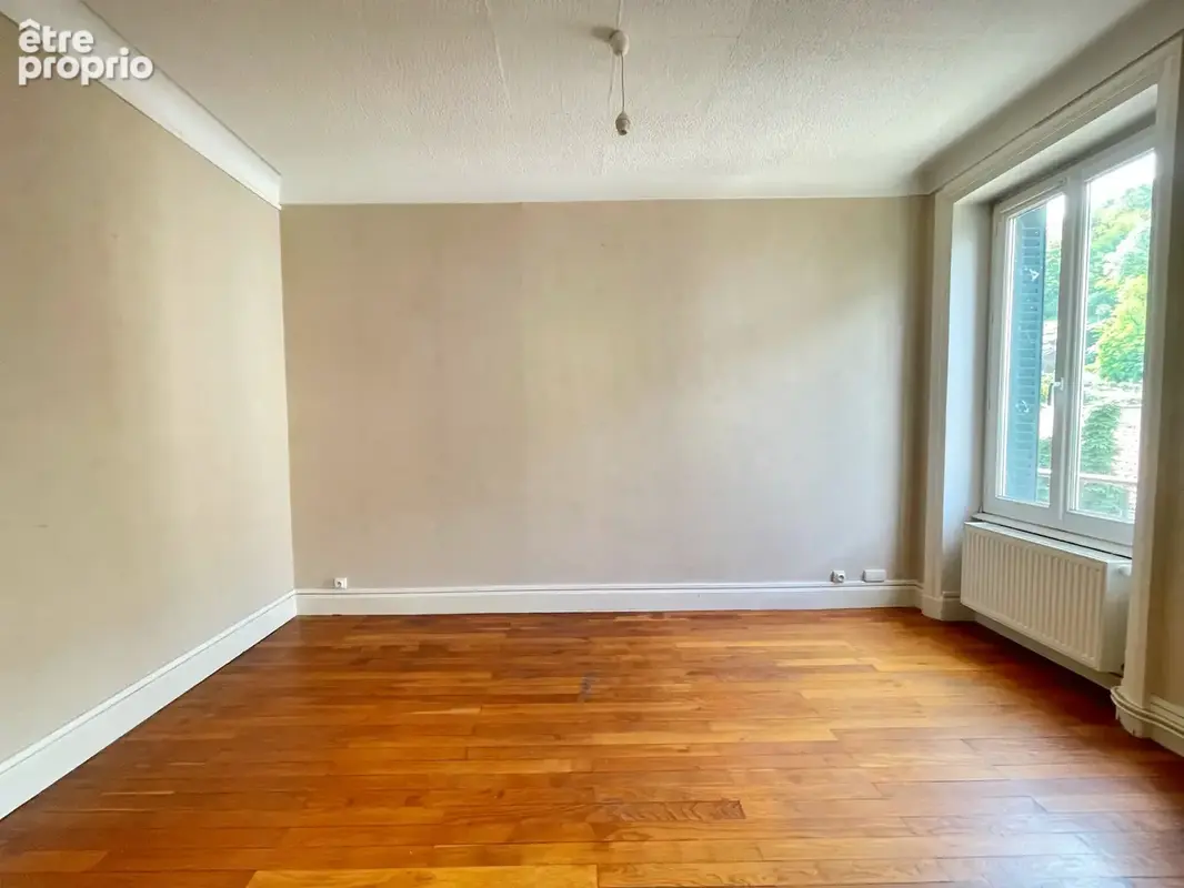 Grand T4 lumineux avec possibilité 3 chambres   Calme et commodités à pied - photo 5