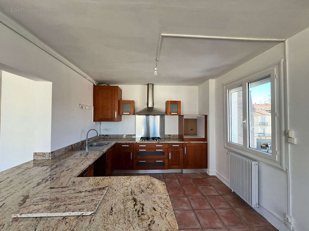 Appartement à BEZIERS