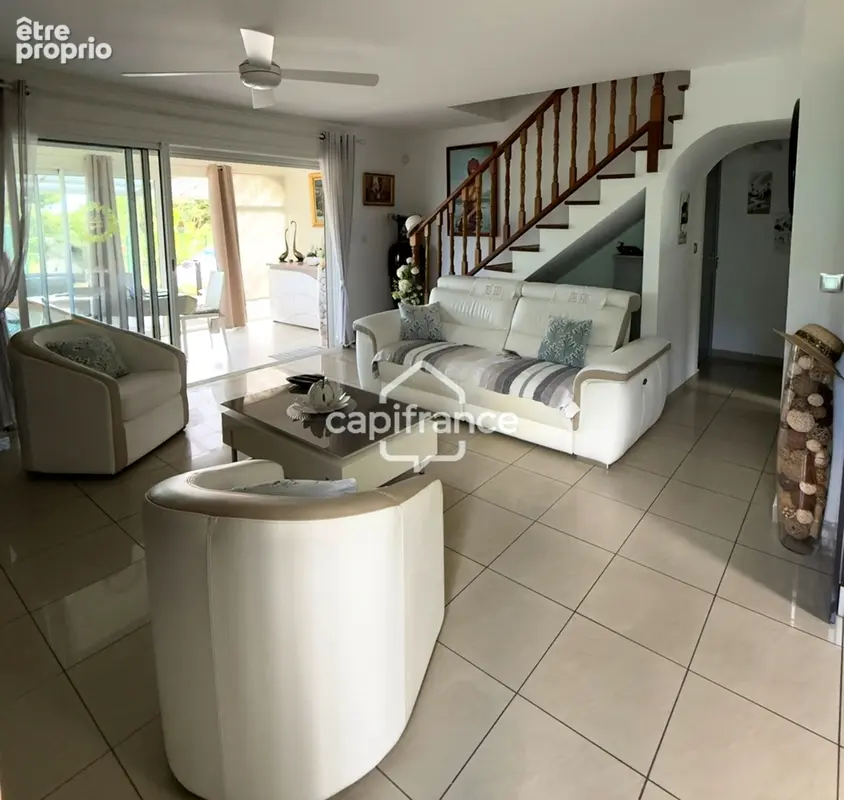 Maison à vendre 4 pièces SAINT-PIERRE (97432) - photo 4