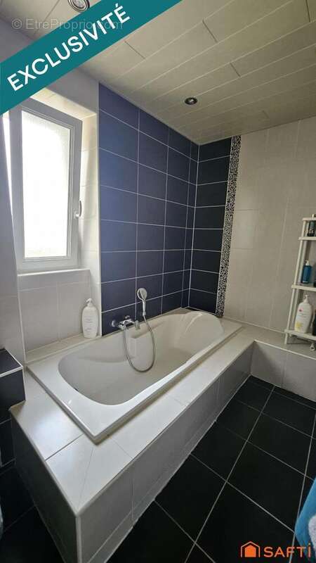 Maison 185 m² à Moyenvic  - photo 8