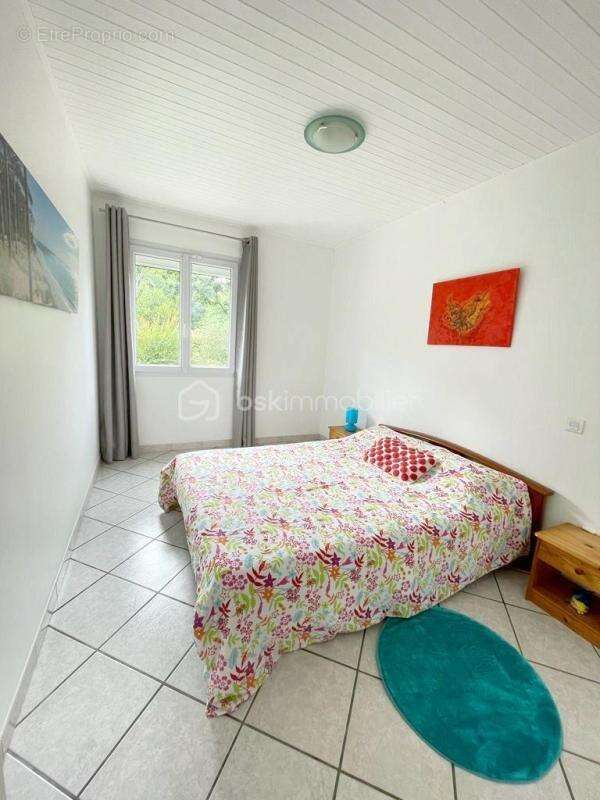 Maison à SAINTE-EULALIE-EN-BORN