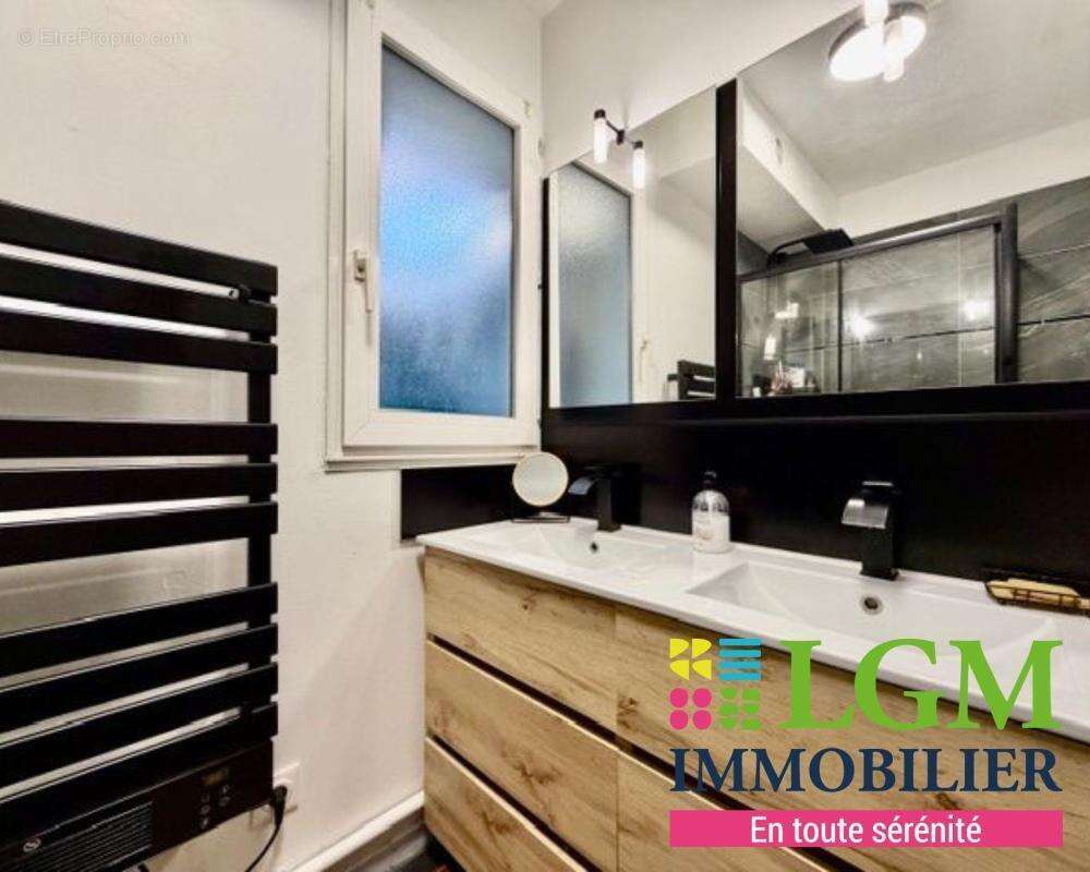 Appartement à LATTES