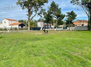 Terrain à LA CHEVROLIERE