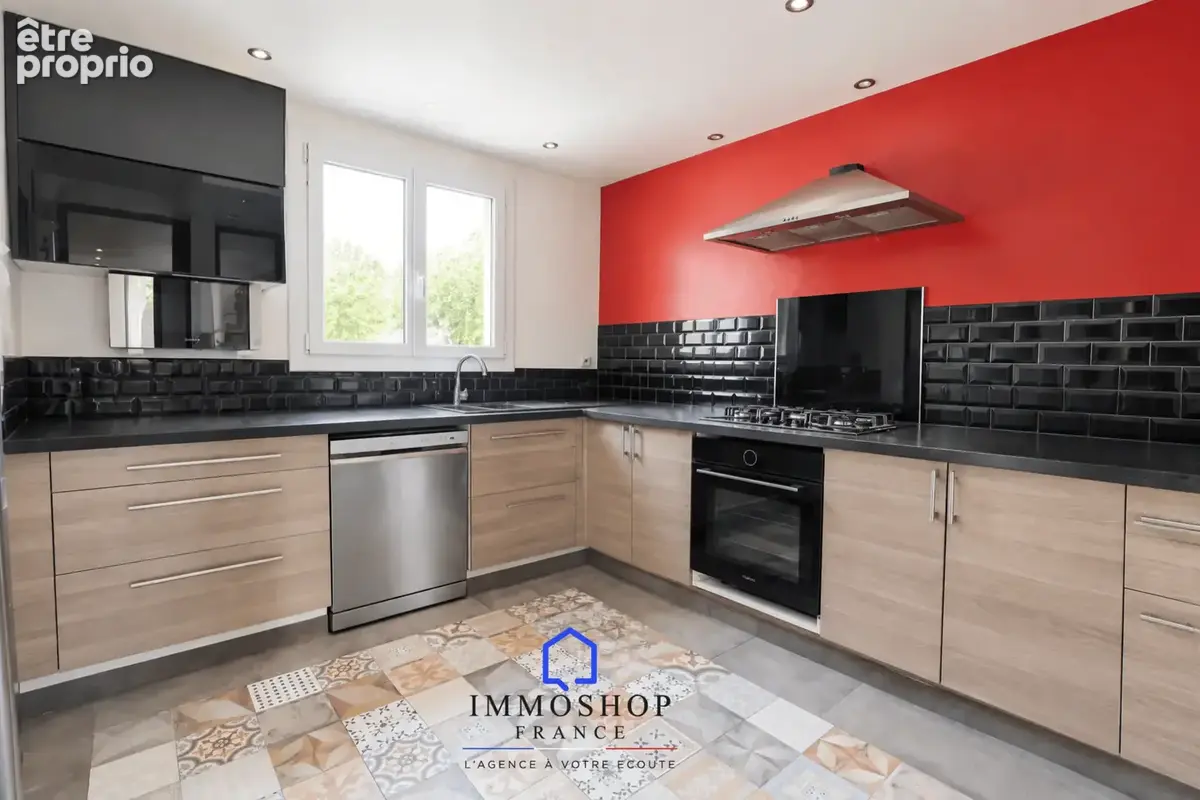 Maison 85m2 T4 - Les Camoins - photo 5