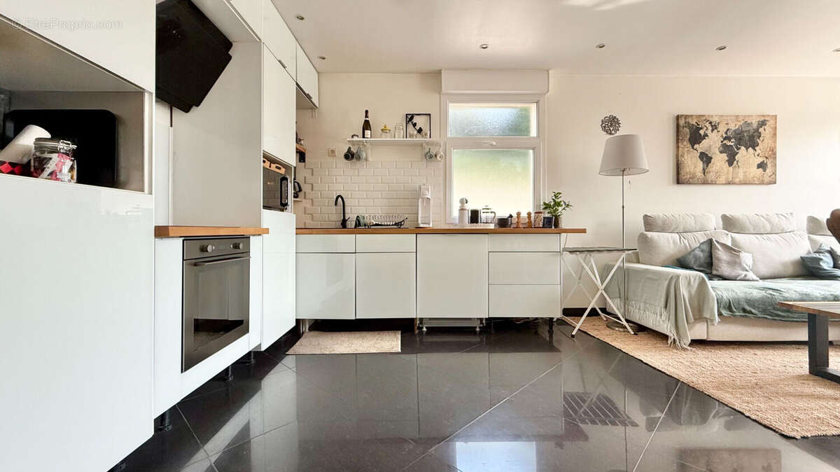 Appartement à CORBEIL-ESSONNES