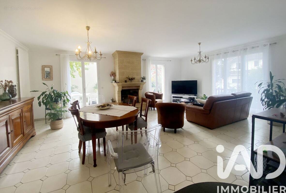 Photo 1 - Maison à CHAMPIGNY-SUR-MARNE