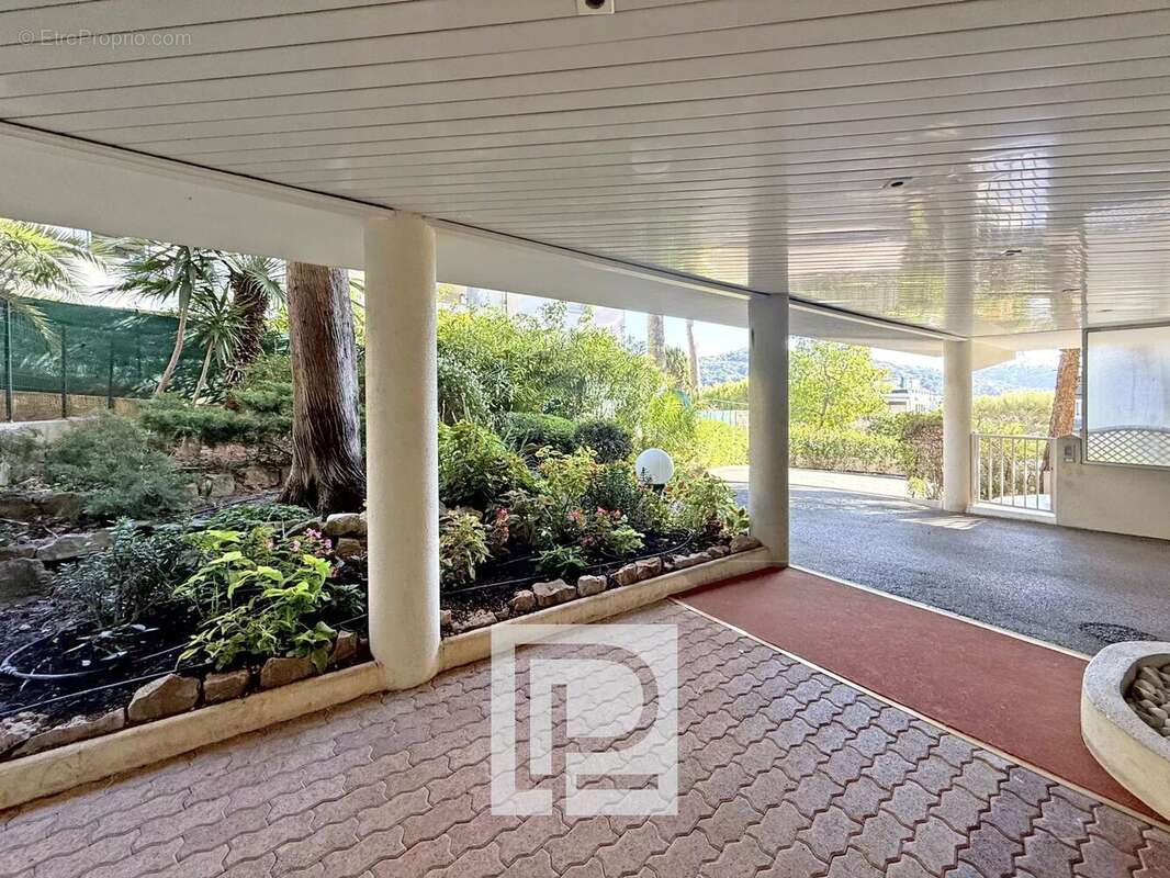 Appartement à LE CANNET