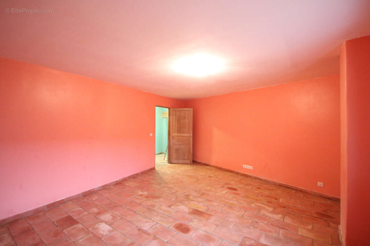 Maison à L'AIGUILLON