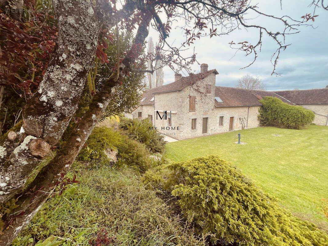 Maison à BERUS