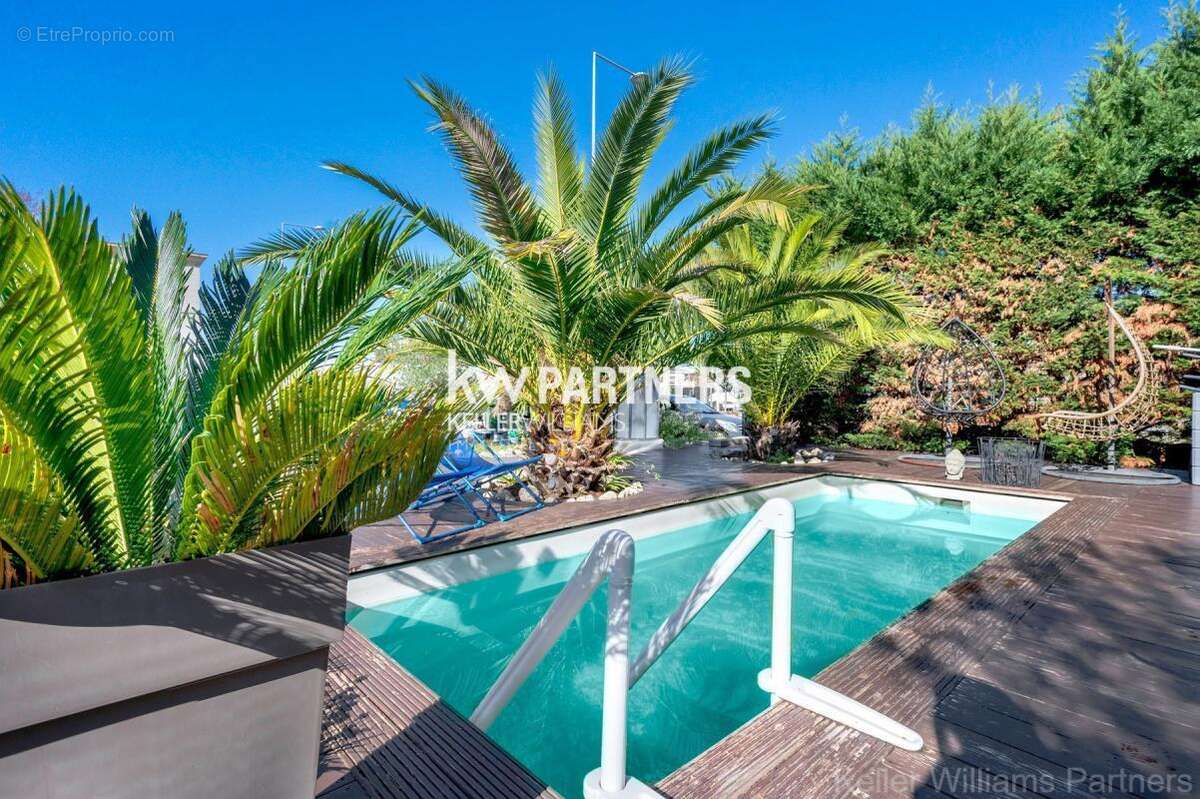 Maison à LE HAILLAN