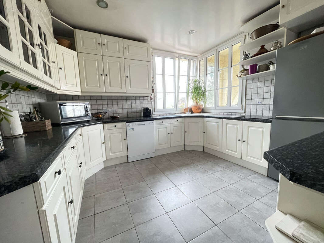 Maison à TREMBLAY-EN-FRANCE