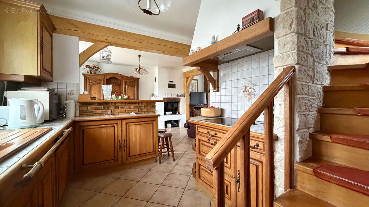 Maison à SAINTRY-SUR-SEINE