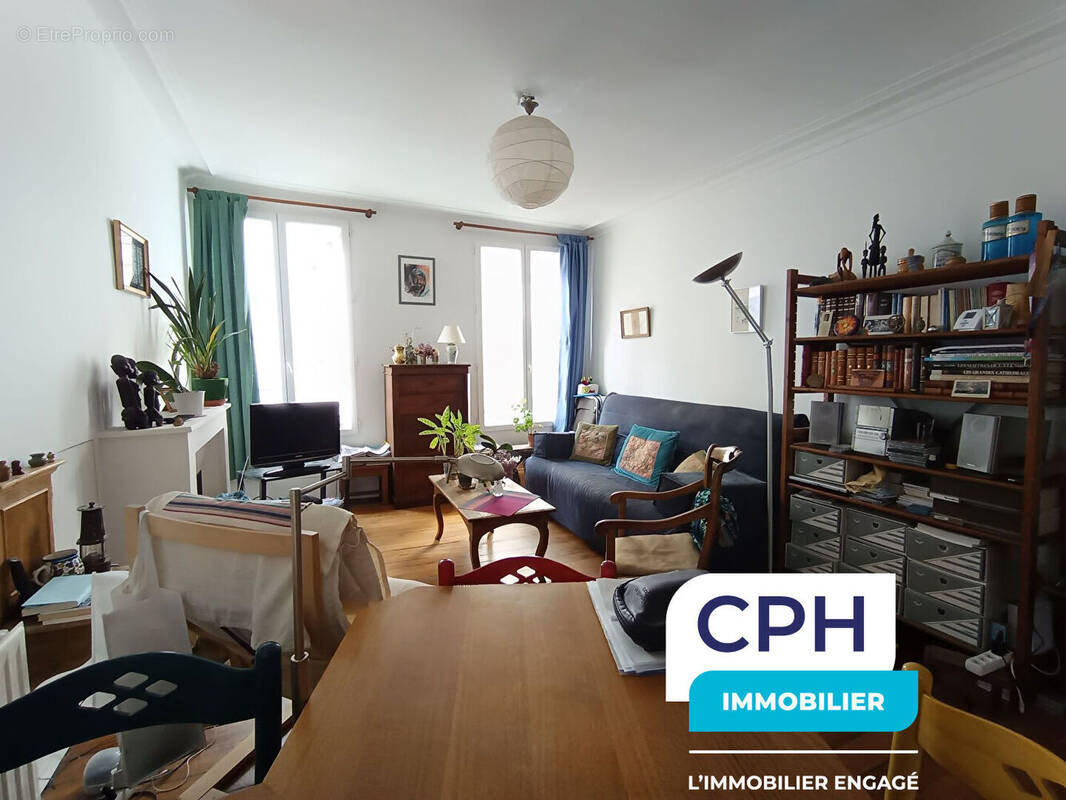 Appartement à PARIS-18E