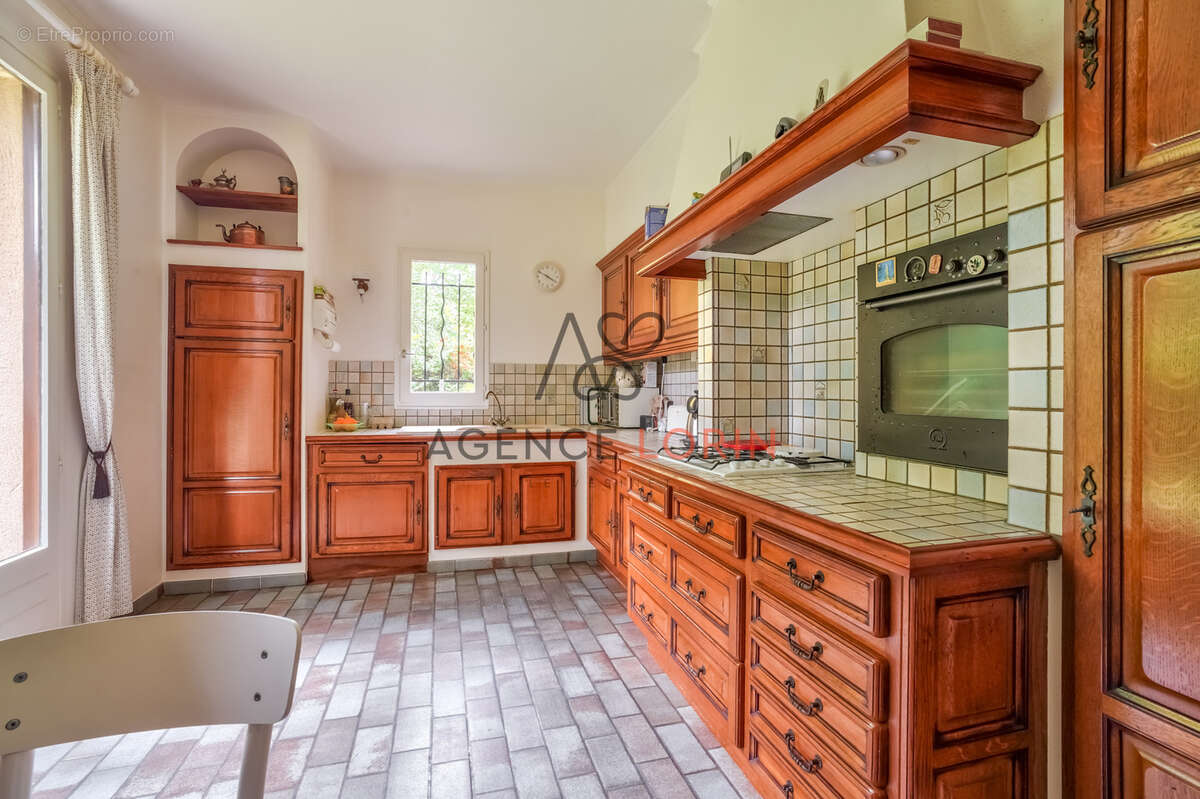 Maison à LE VESINET