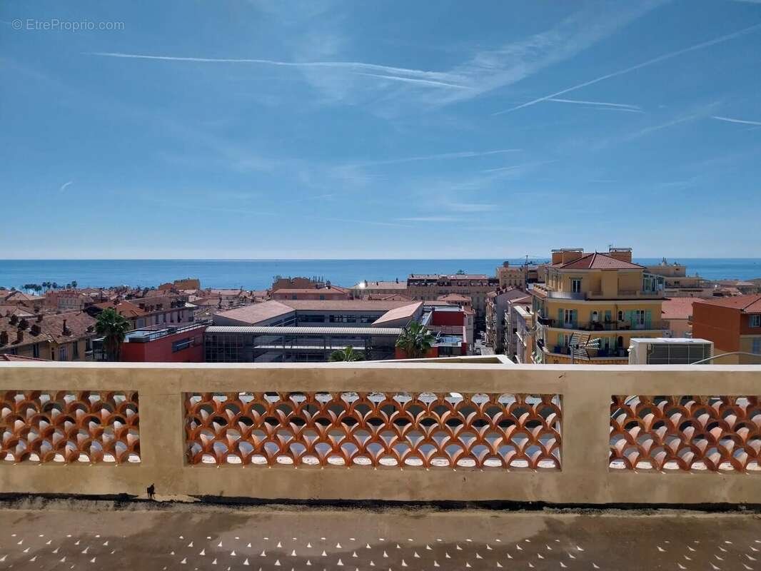 Appartement à MENTON