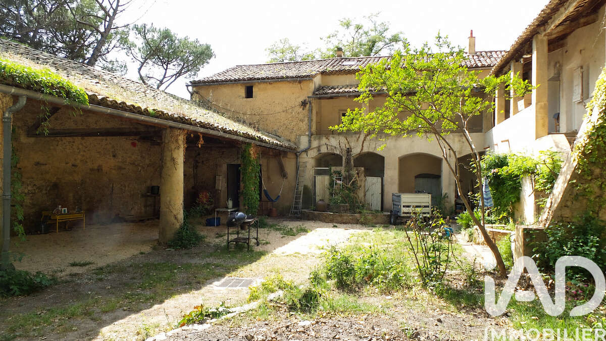 Photo 2 - Appartement à BAGNOLS-SUR-CEZE