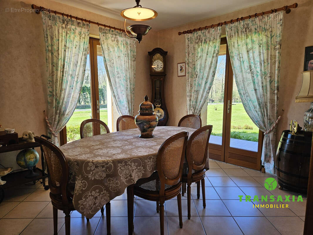 Maison à BERNOS-BEAULAC