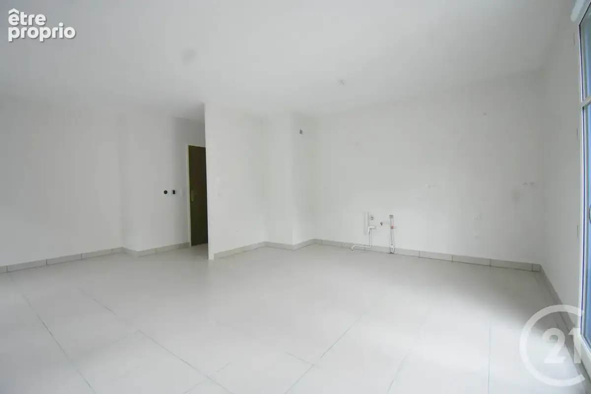 Appartement 3 pièces 64 m² à vendre à Vichy (03200) - photo 3
